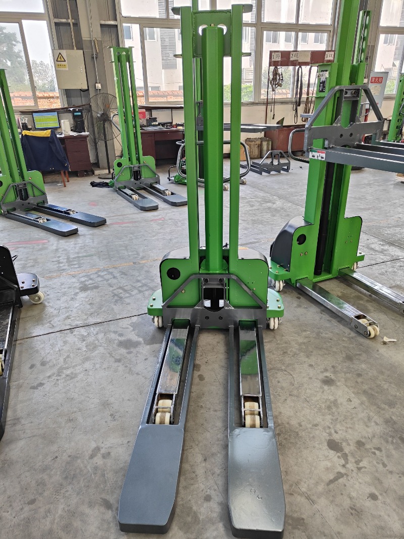 1000kg 1300kg 1500kg Zelfladen - Electric Forklift recensie en prijs